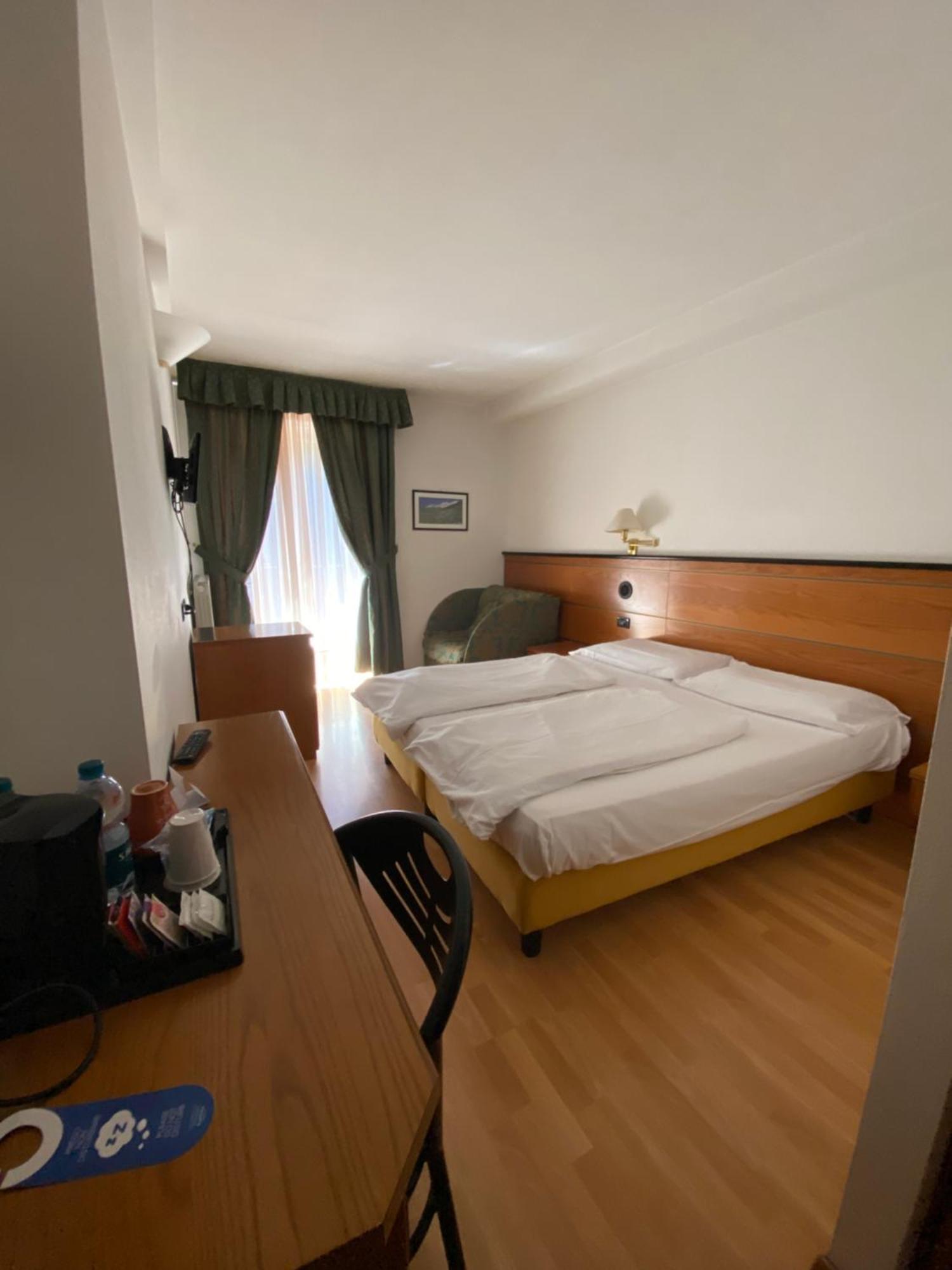Albergo Aprica Garni Bagian luar foto