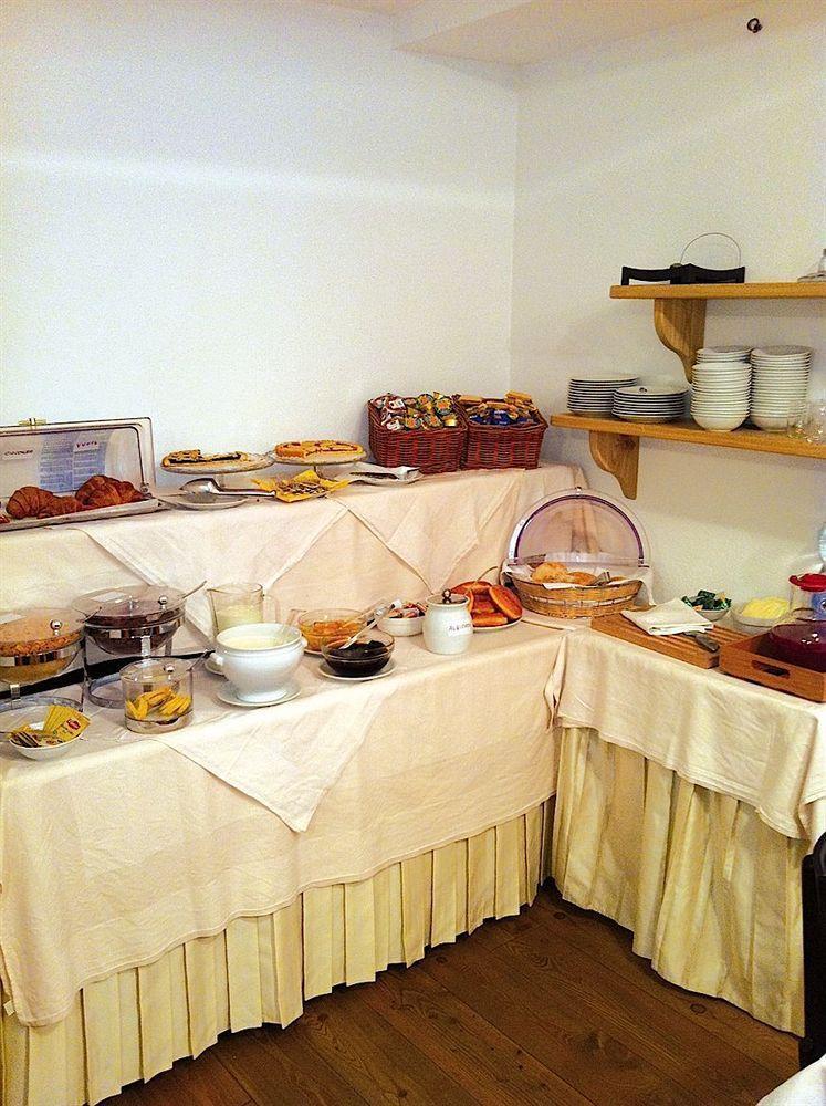 Albergo Aprica Garni Bagian luar foto