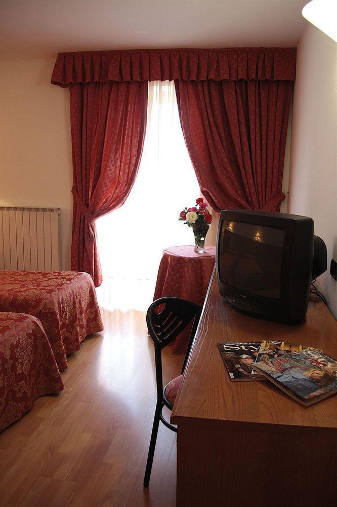 Albergo Aprica Garni Bagian luar foto